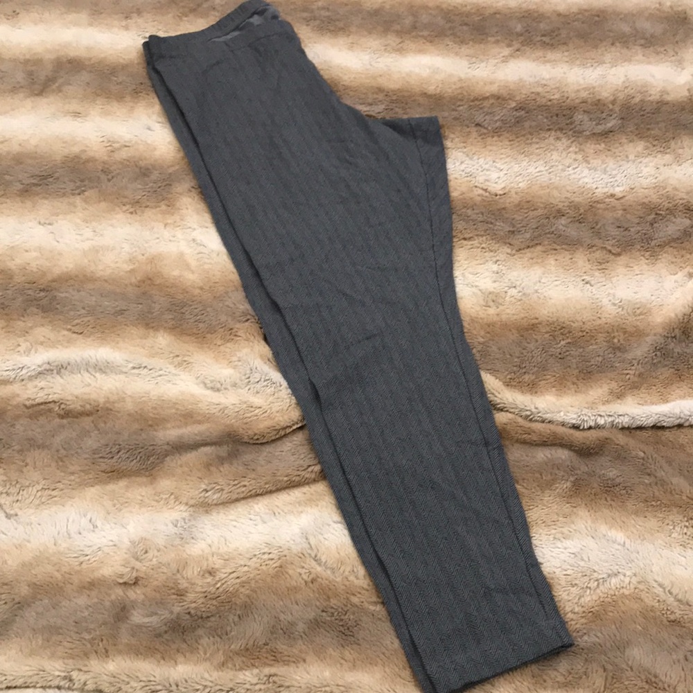 Grey leggings